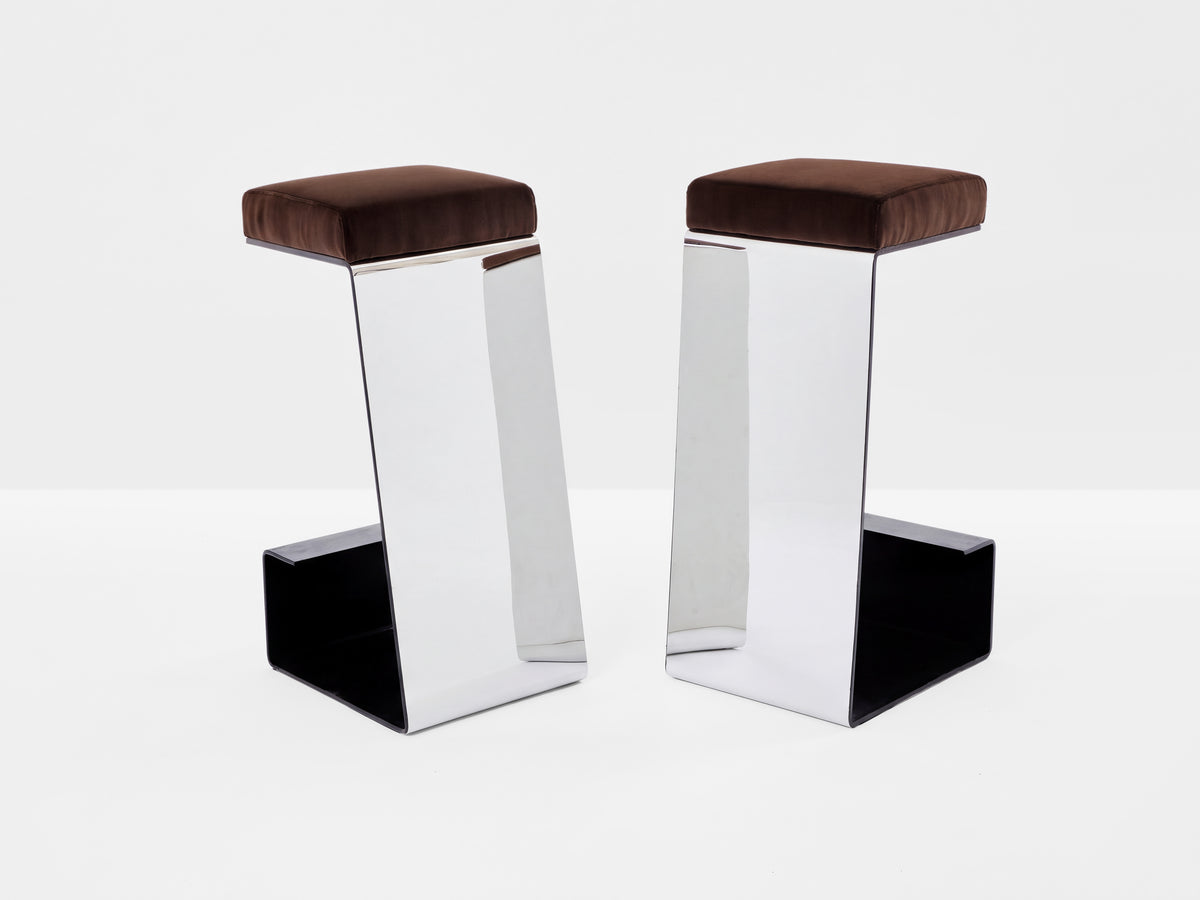 Set de 6 tabourets de bar fer forgé acier poli velours 1970