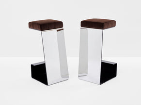Set de 6 tabourets de bar fer forgé acier poli velours 1970