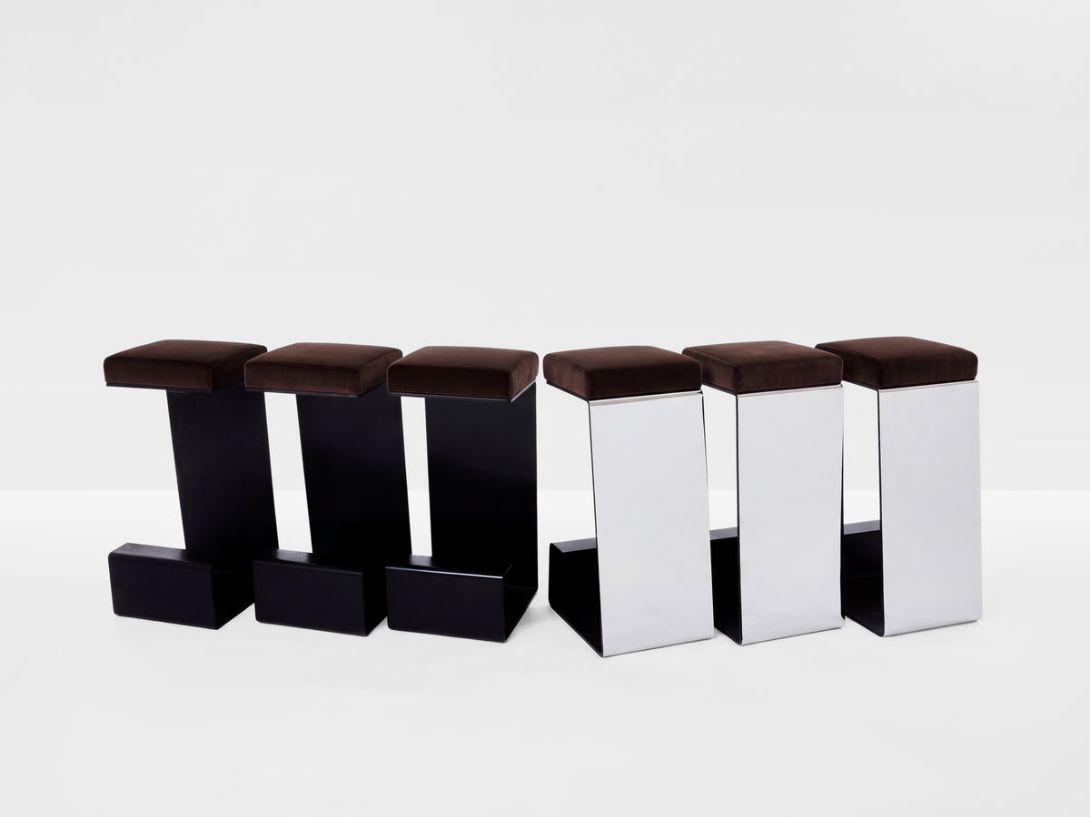 Set de 6 tabourets de bar fer forgé acier poli velours 1970