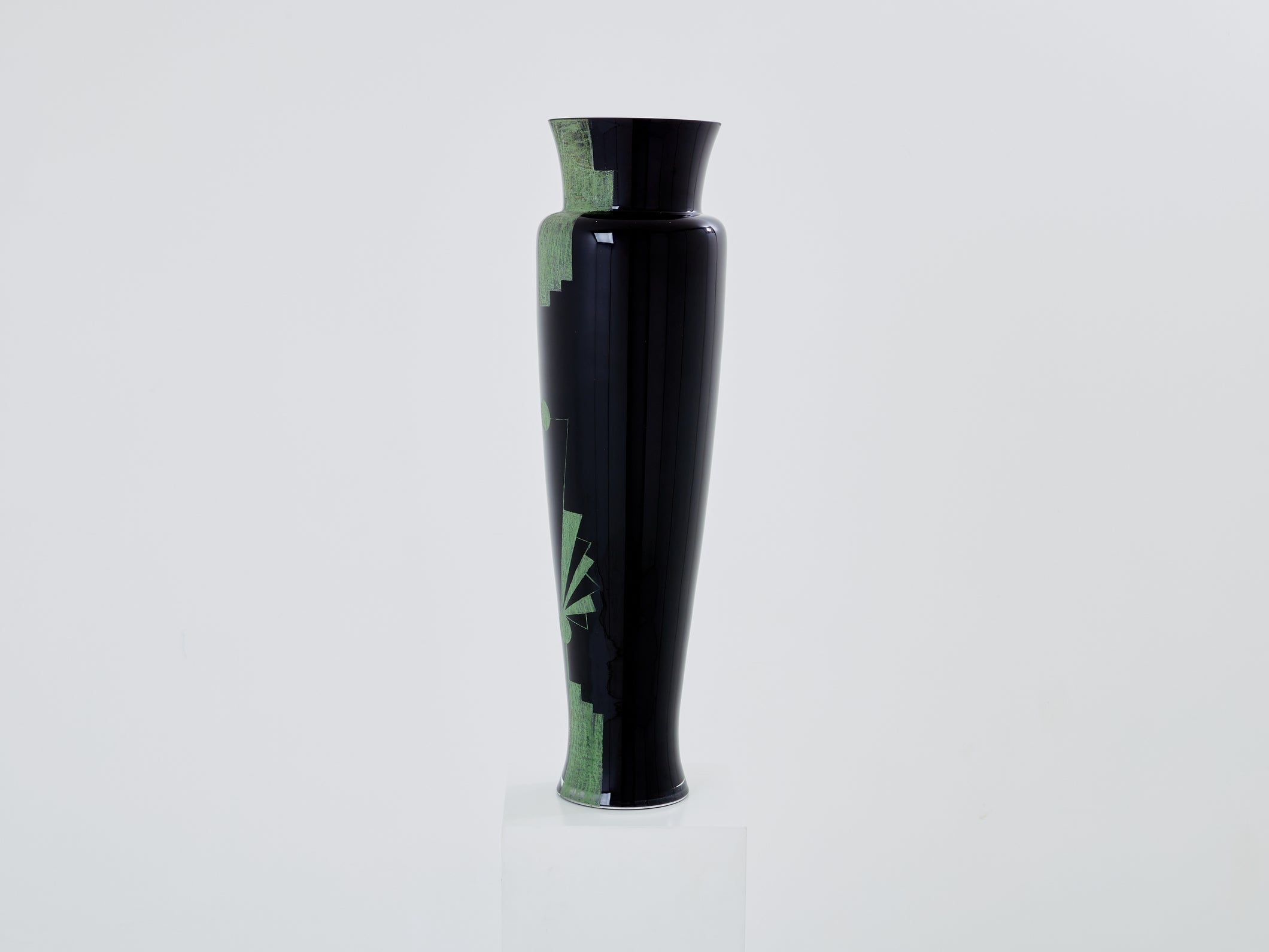 Vase de décoration du XXe siècle verts Vase de décoration du XXe siècle verts