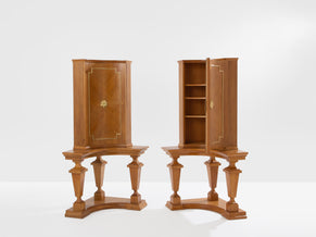 Paire de consoles d’encoignure chêne bronze attr. André Arbus 1940