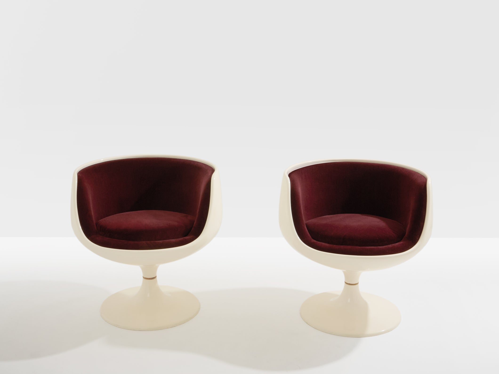 Eero Aarnio paire de chaises Cognac velours d'alpaga 1967