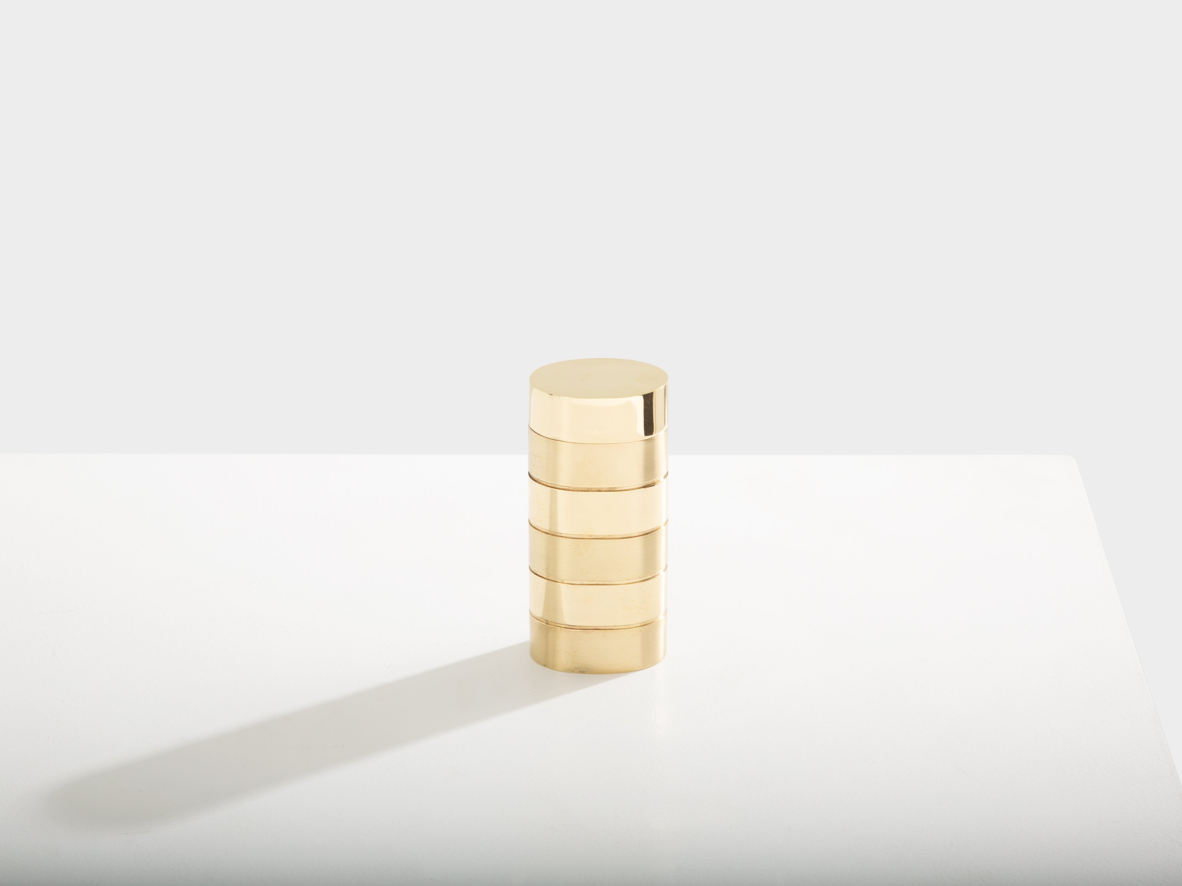 Gabriella Crespi petite boîte laiton brossé et poli signée vers 1970  