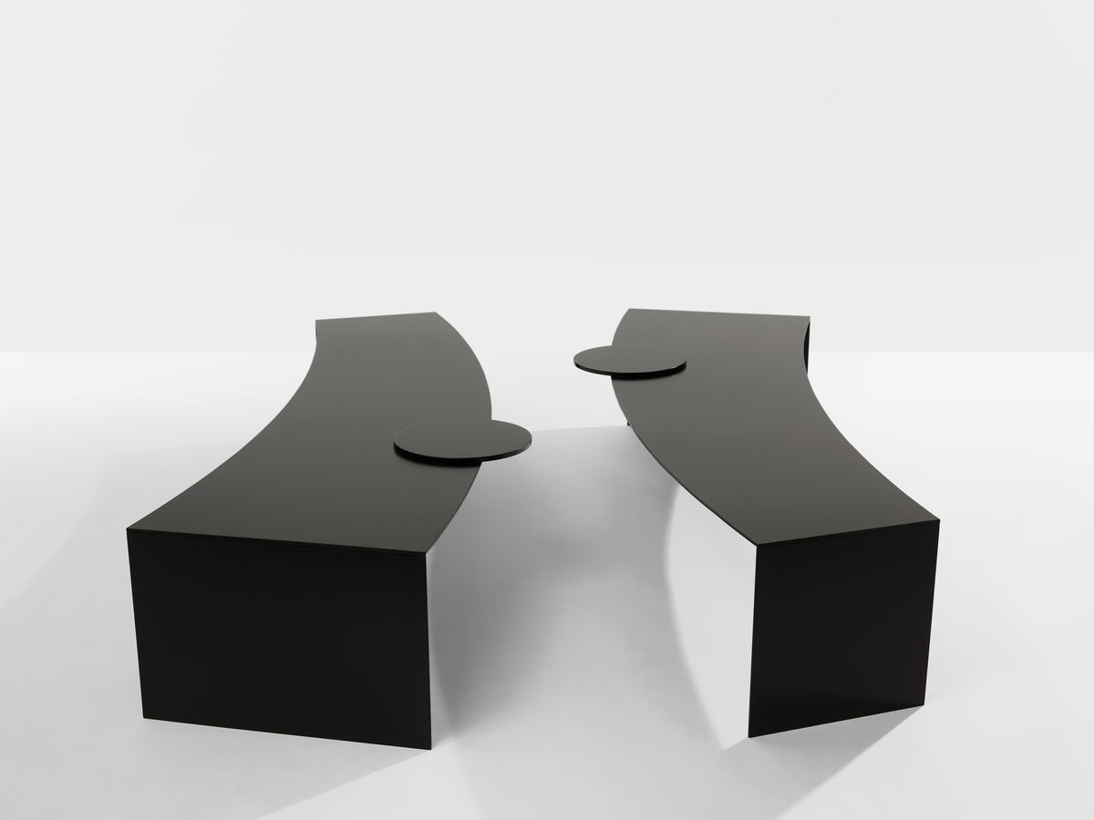 Gilles Derain paire de tables basses métal édition Lumen 1986