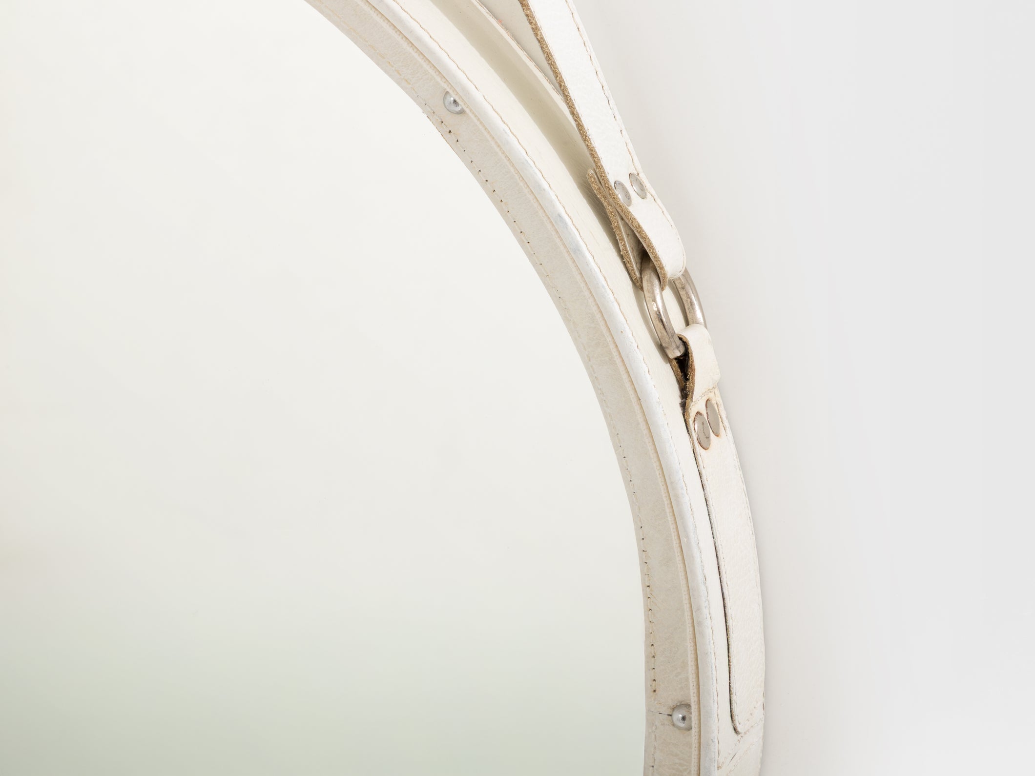 Jacques Adnet miroir cuir crème original vers 1940