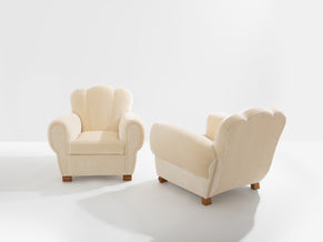 Jules Leleu paire de fauteuils clubs velours de mohair blanc 1940
