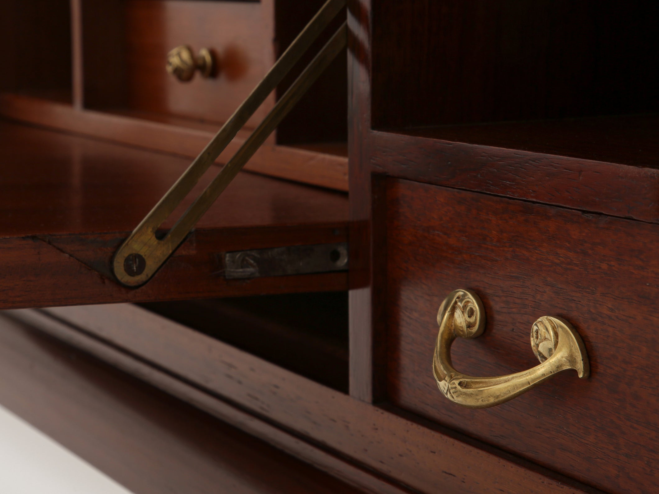 Louis Majorelle cabinet secrétaire en palissandre circa 1910