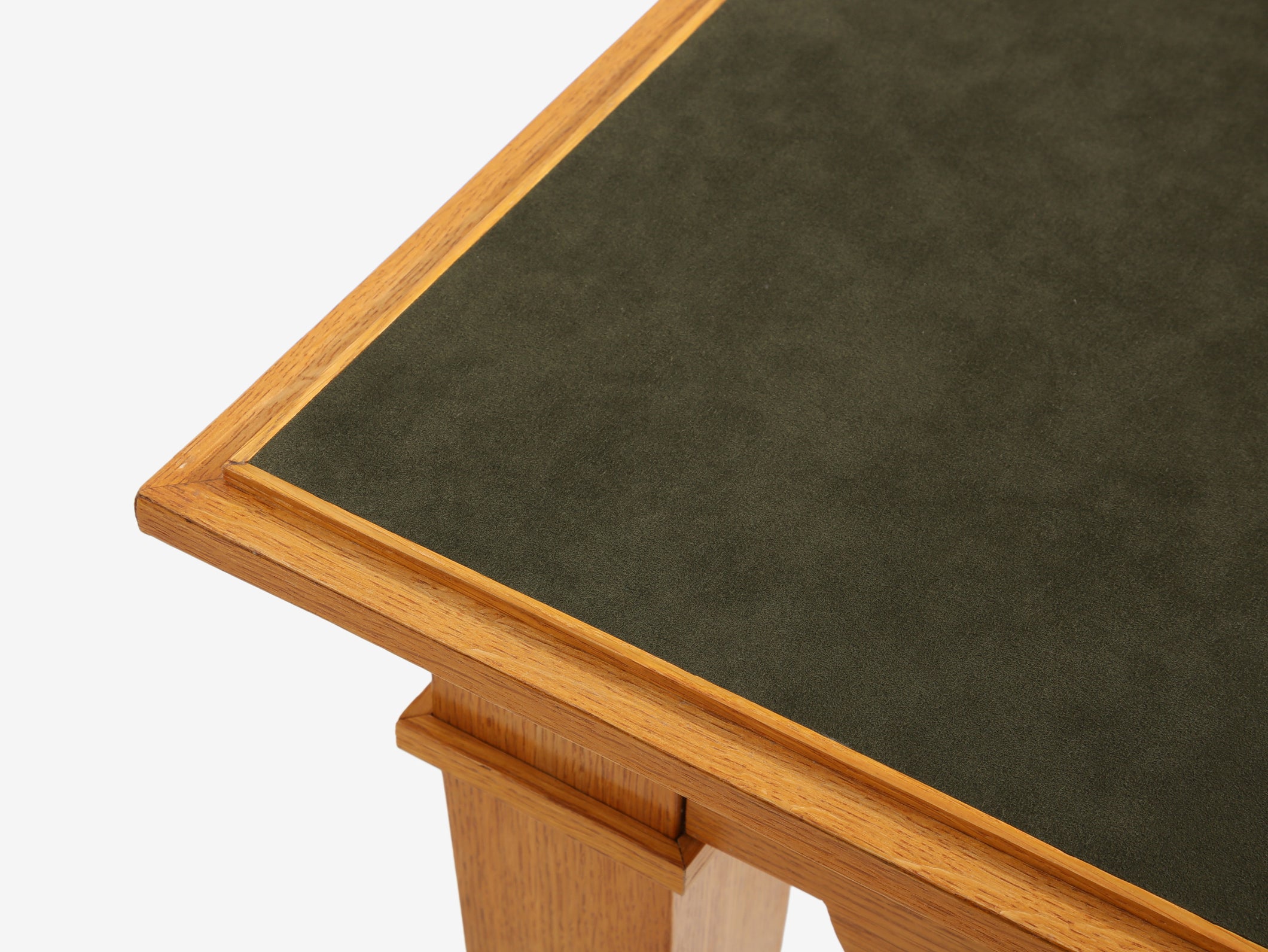 Maxime Old table à jeux chêne laiton suédine verte vers 1940 
