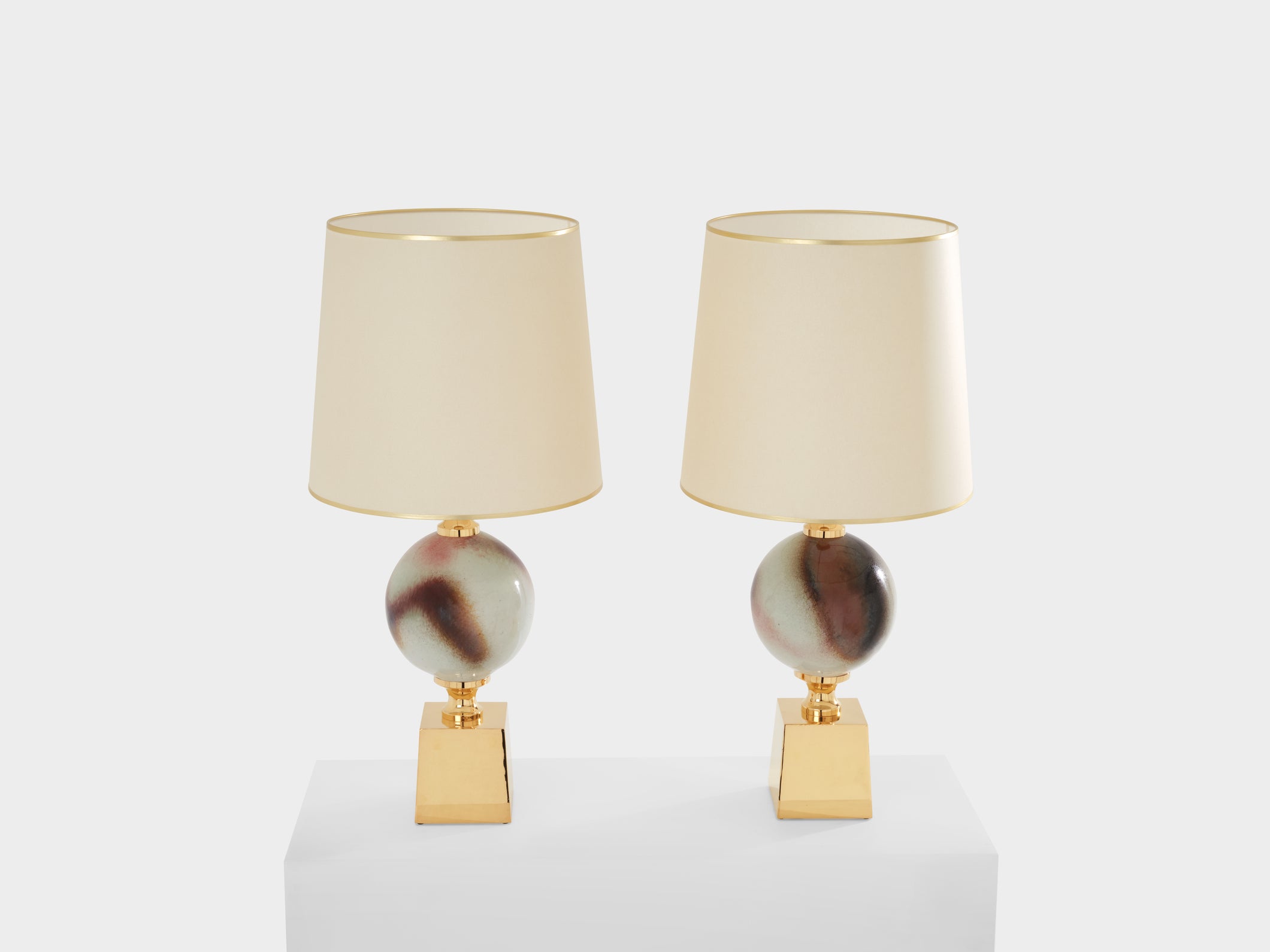 Paire de lampes céramique et laiton de Philippe Barbier 1970s 