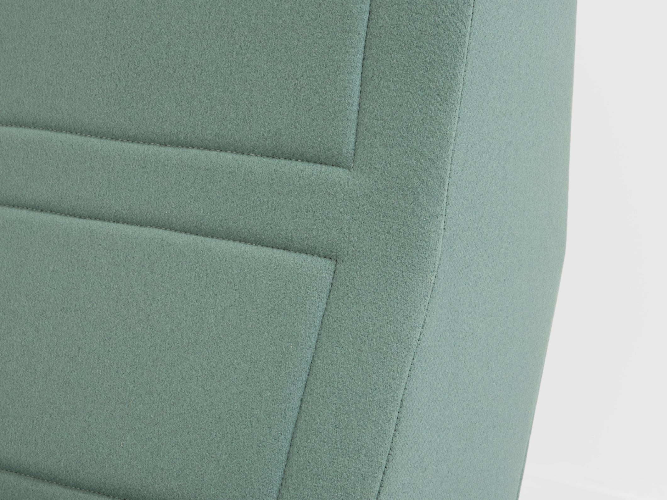 Pierre Paulin paire de fauteuils  CM236 chrome satin de laine 1960 