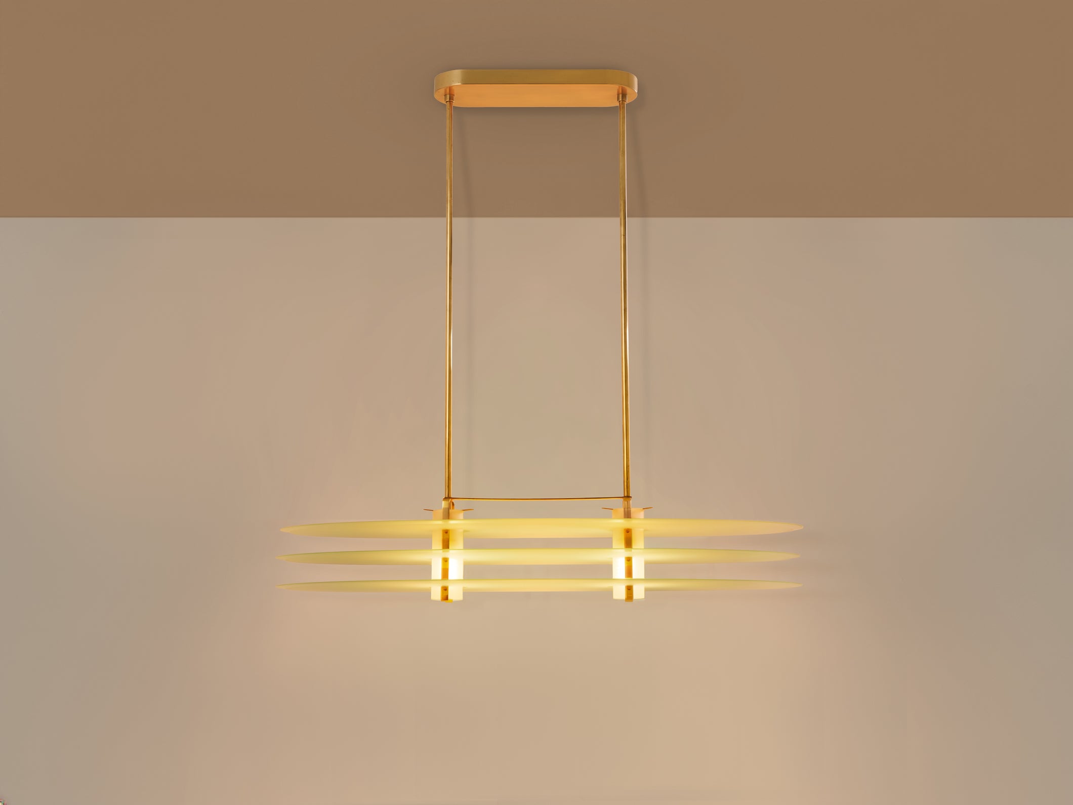 Roberto Volonterio and Cesare Benedetti chandelier brass glass 1980s