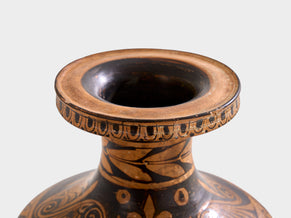 Hydria en terre cuite de l’artiste Primato, Italy du Sud, circa 330 BC 