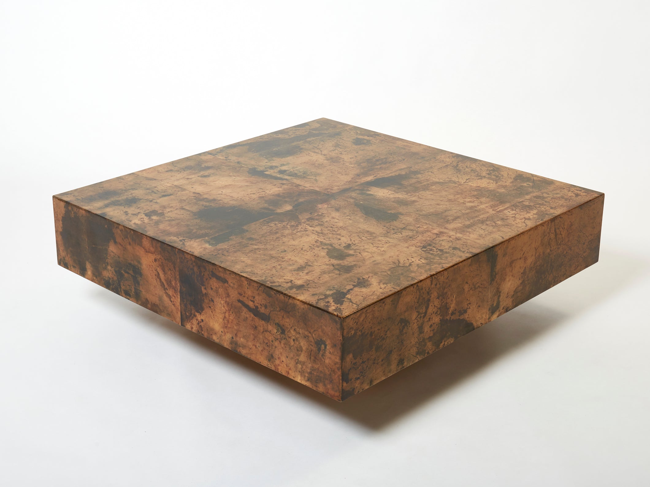 Large table basse carré en parchemin par Aldo Tura années 60
