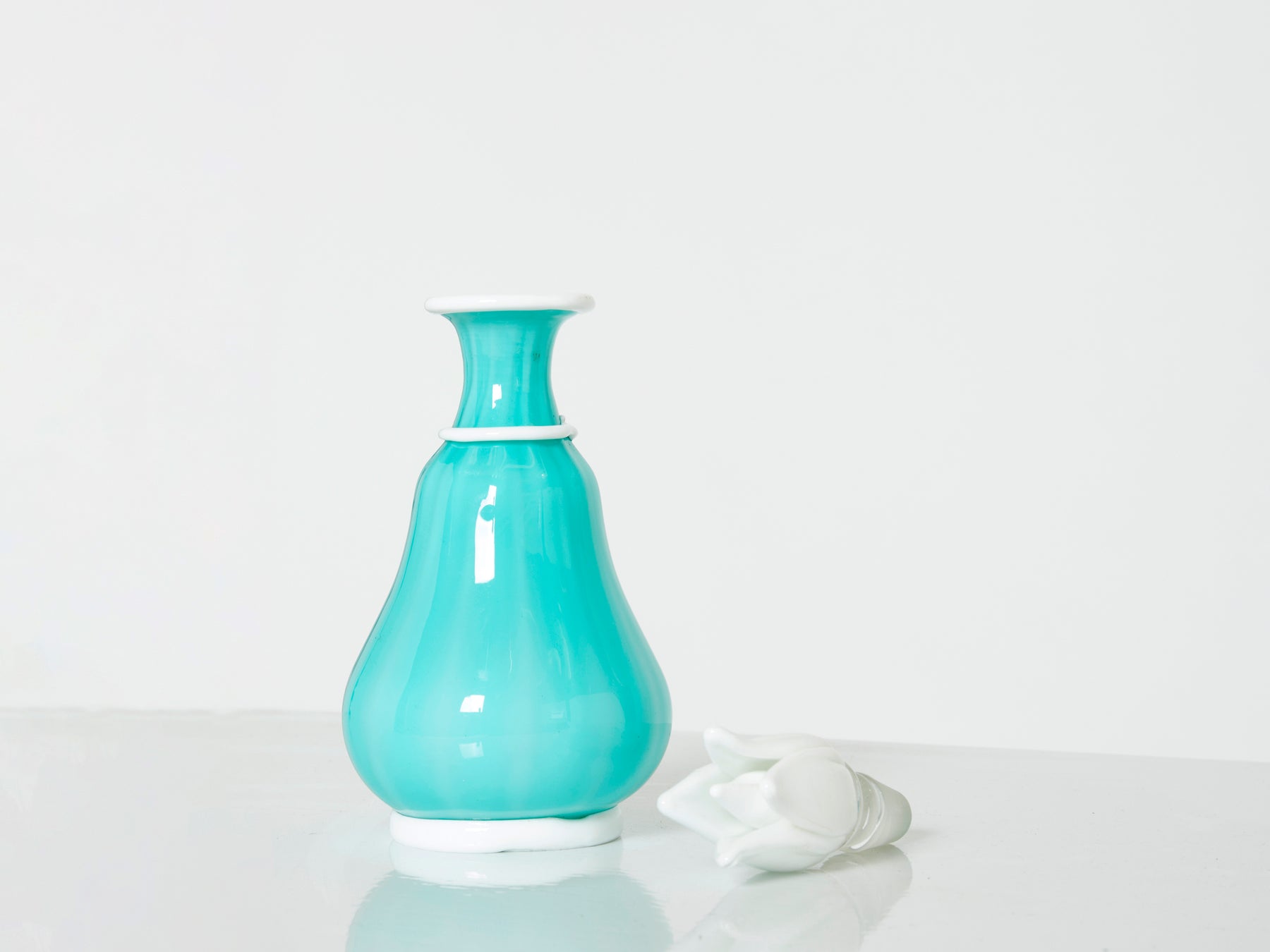 Barovier & Toso bouteille flacon verre opalin turquoise Murano 1950