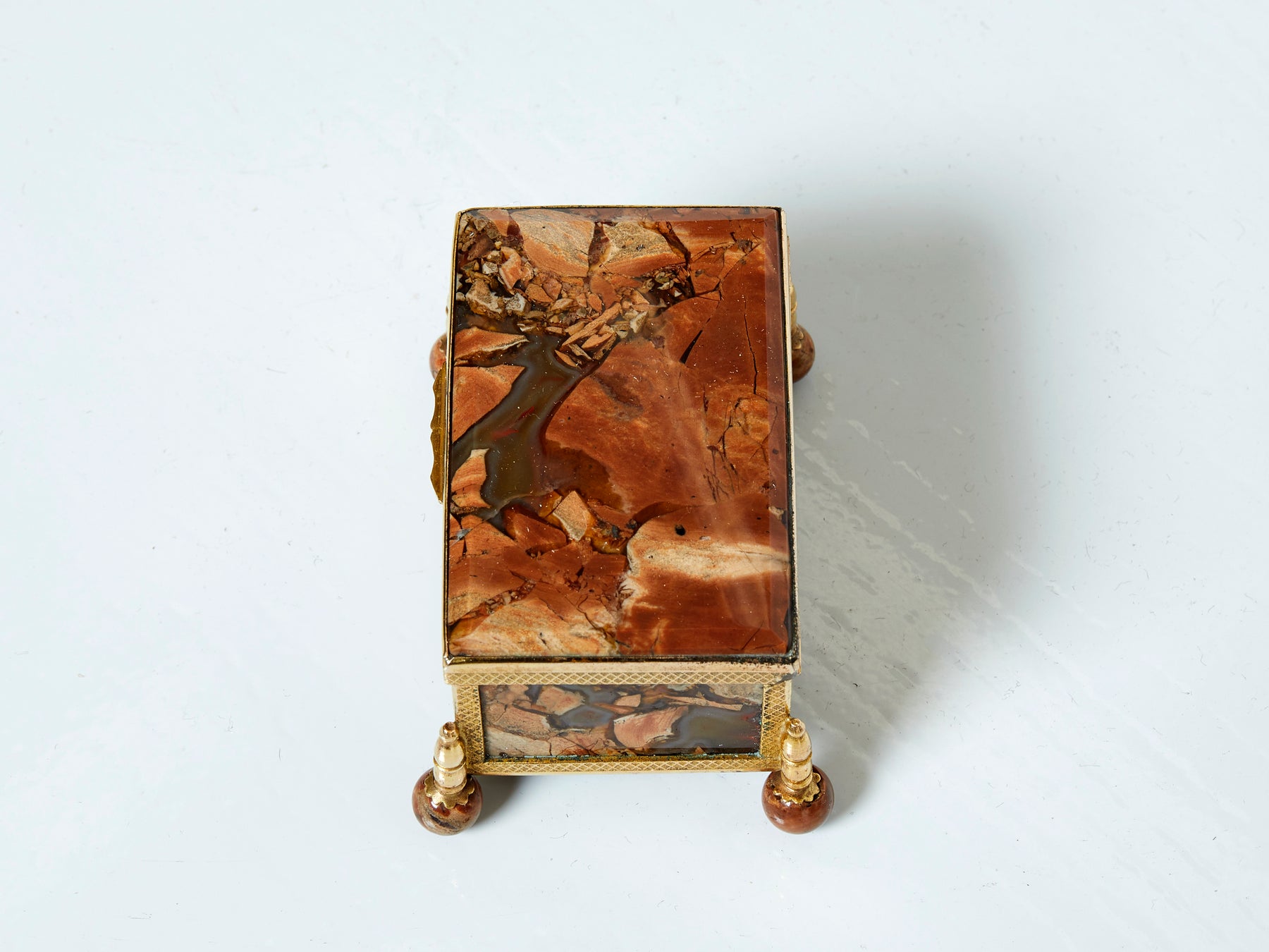Petite boite à bijoux laiton pierre d’agate rouge XIXème Napoléon III 