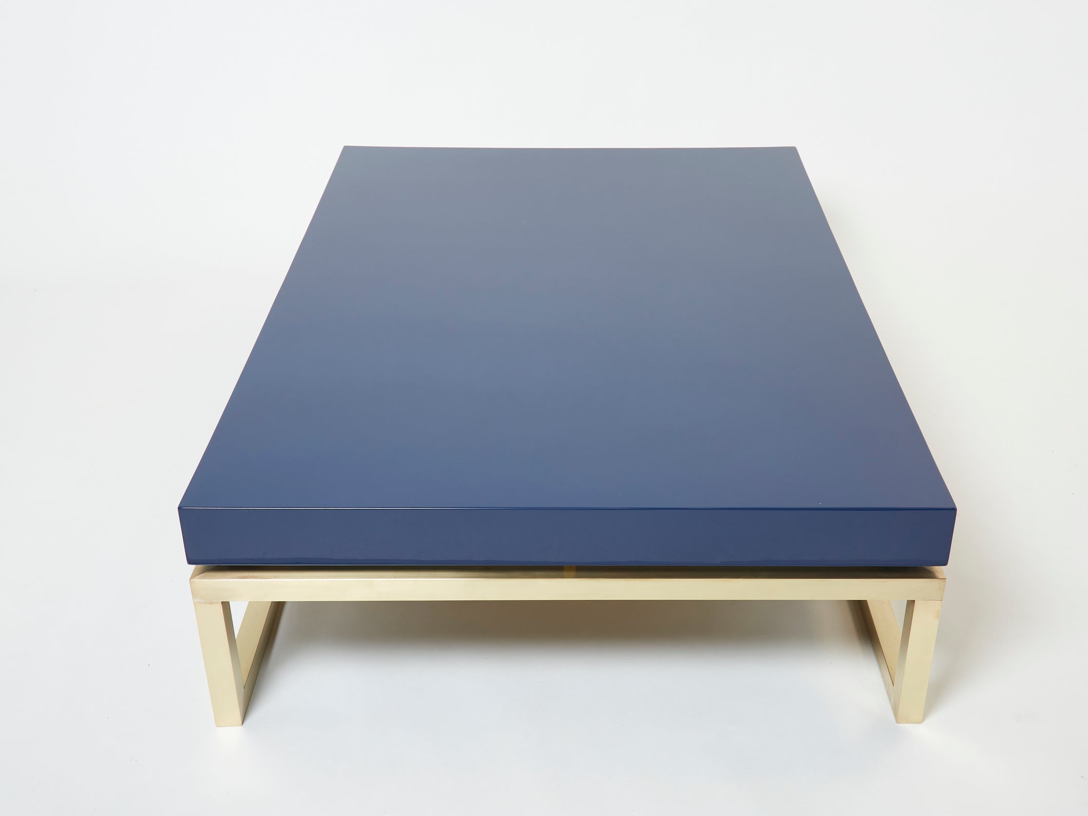 Grande table basse laquée bleue laiton Guy Lefèvre Maison Jansen 1970