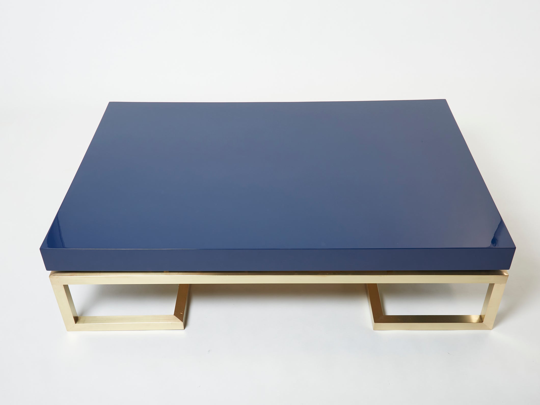 Grande table basse laquée bleue laiton Guy Lefèvre Maison Jansen 1970