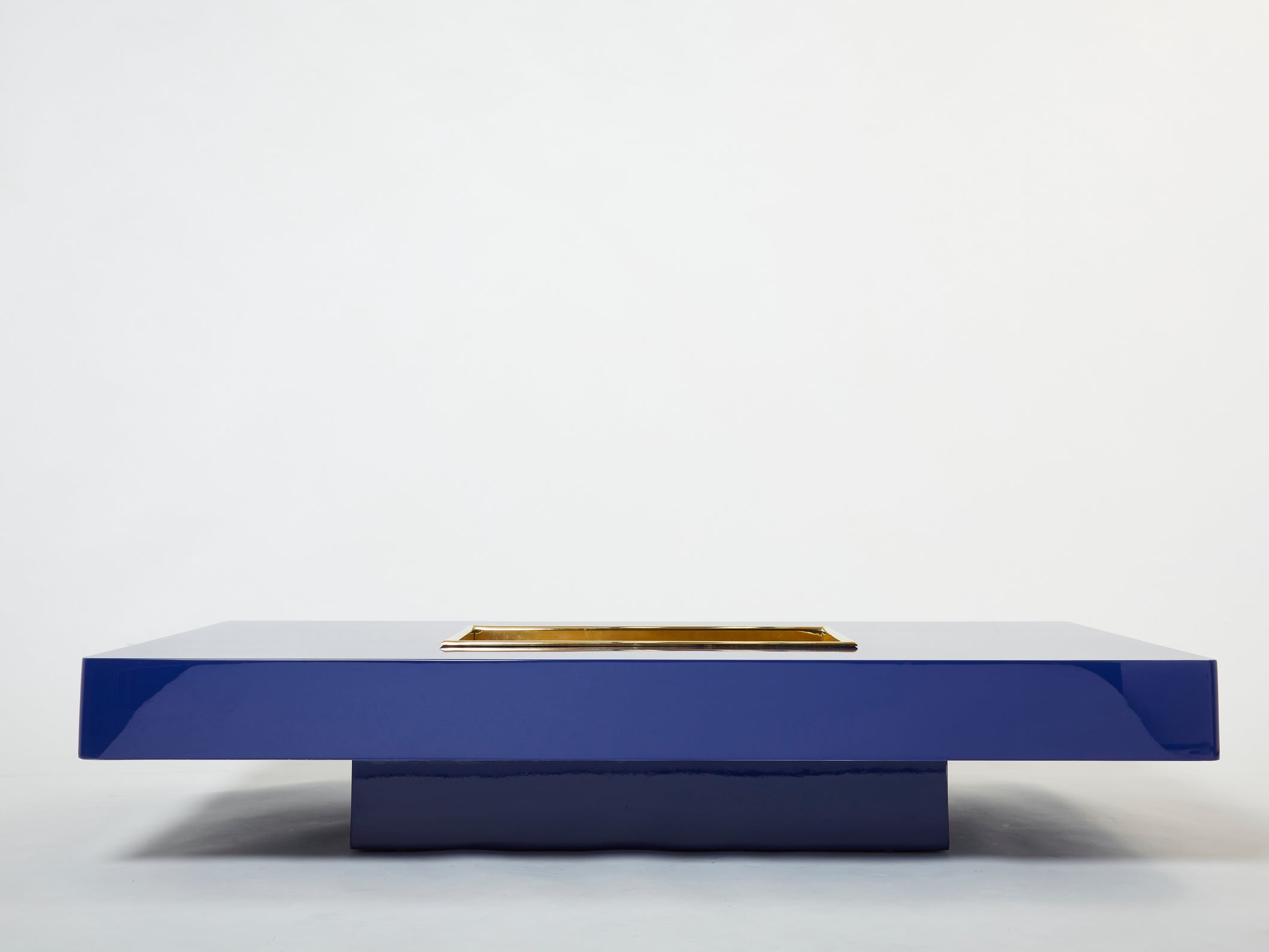 Large Willy Rizzo blue lacquer and brass bar coffee table 1970s