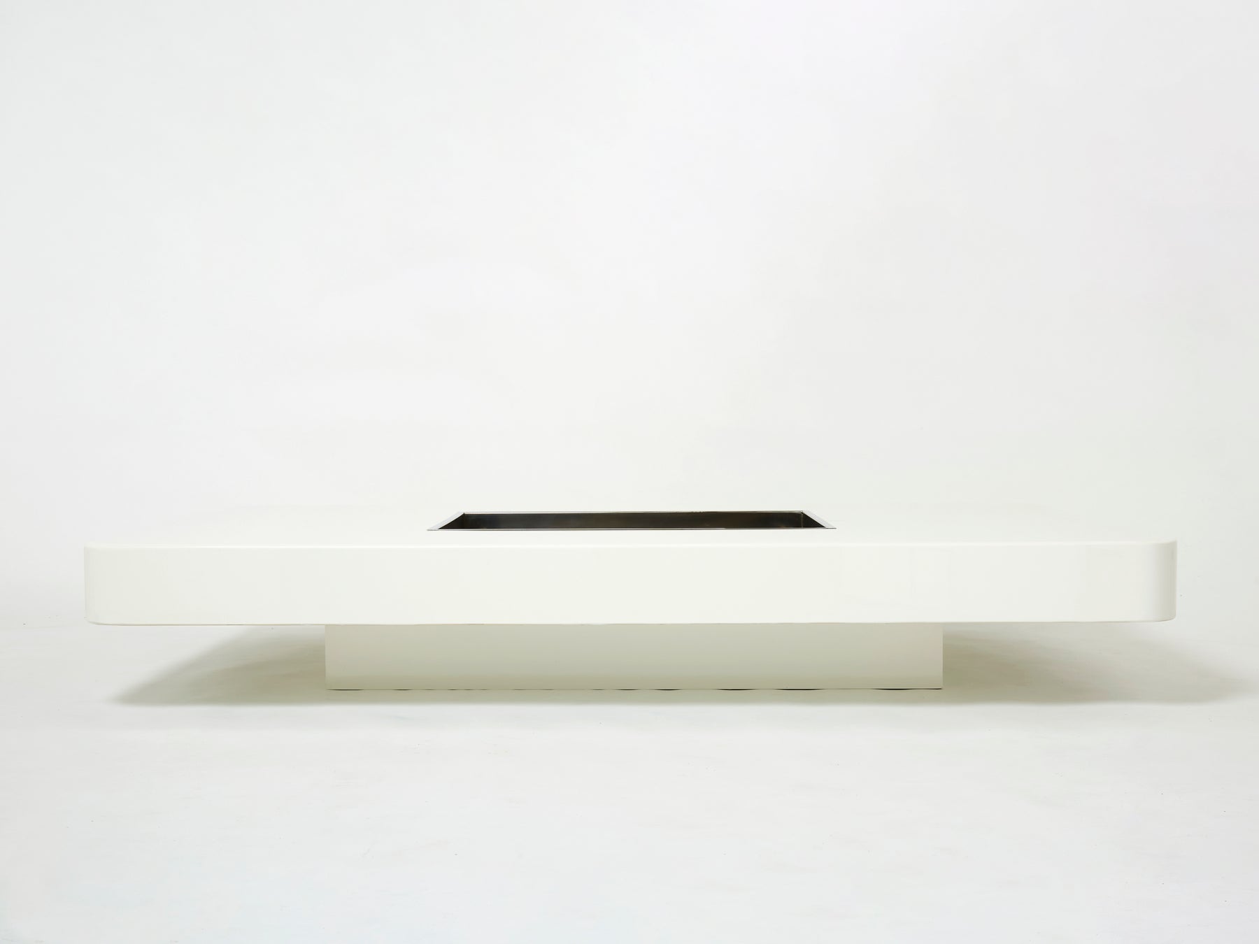 Très grande table basse de Willy Rizzo laquée blanche chrome 1970
