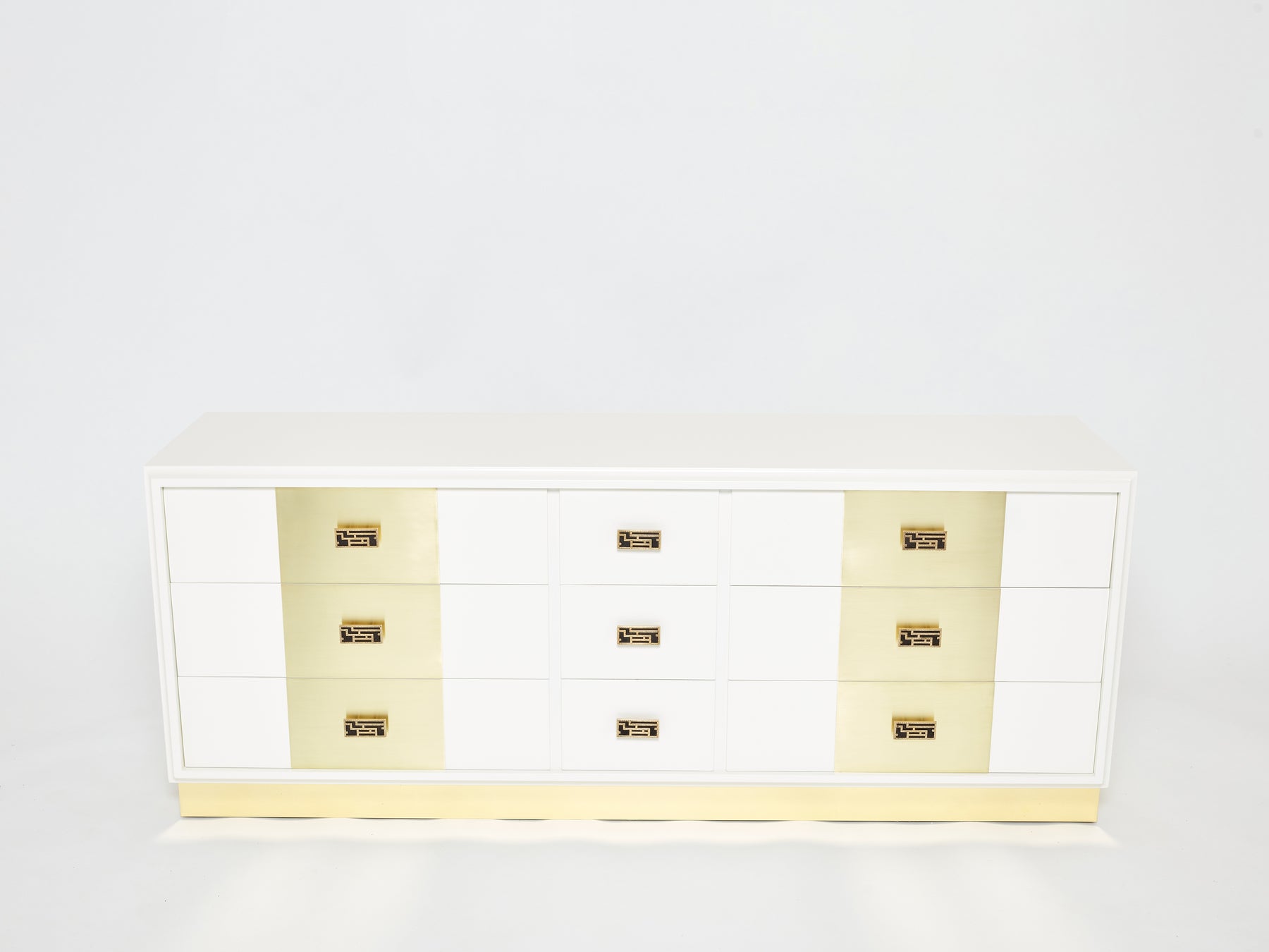 Luciano Frigerio off white lacquered brass commode chest 1970s