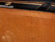 Bureau plat de style Louis XVI bois cuir laiton Maurice Hirsch 1960