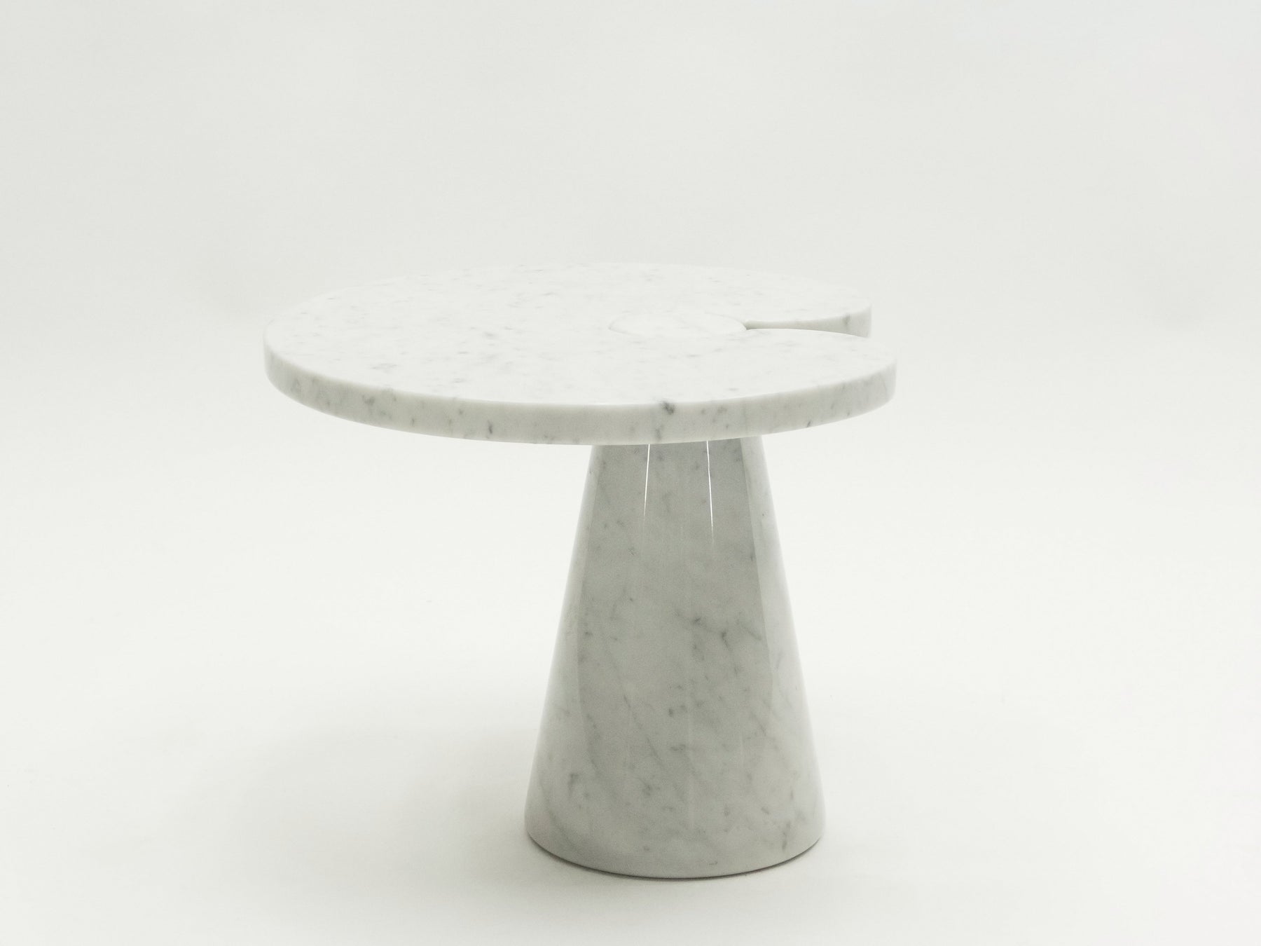 Rare table d’appoint en marbre Angelo Mangiarotti pour Skipper 1970