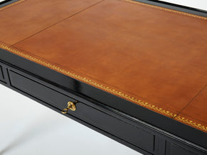 Bureau plat de style Louis XVI bois cuir bronze Maison Jansen 1950