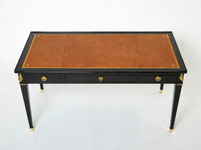 Bureau plat de style Louis XVI bois cuir bronze Maison Jansen 1950