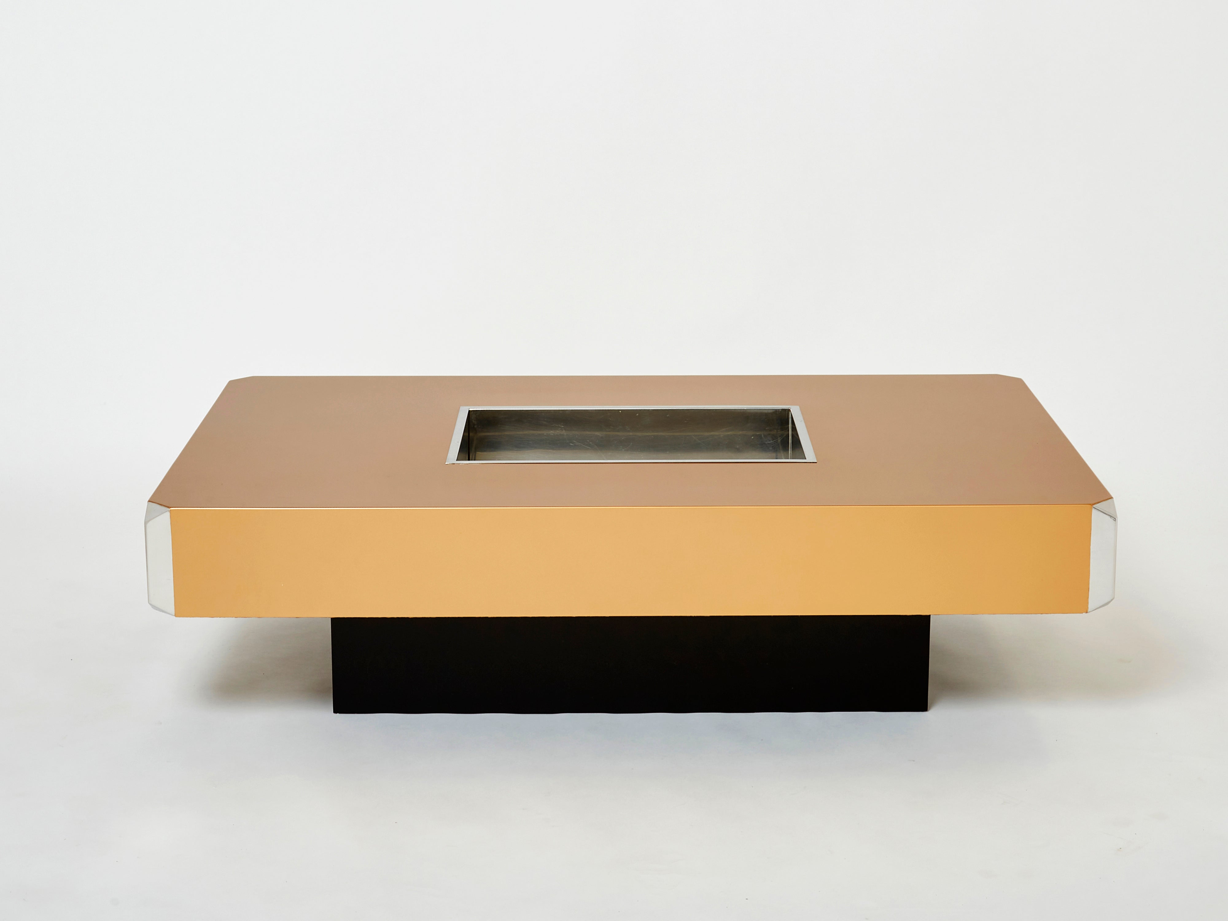 Table basse de Willy Rizzo modèle Alveo laquée caramel chrome 1970 
