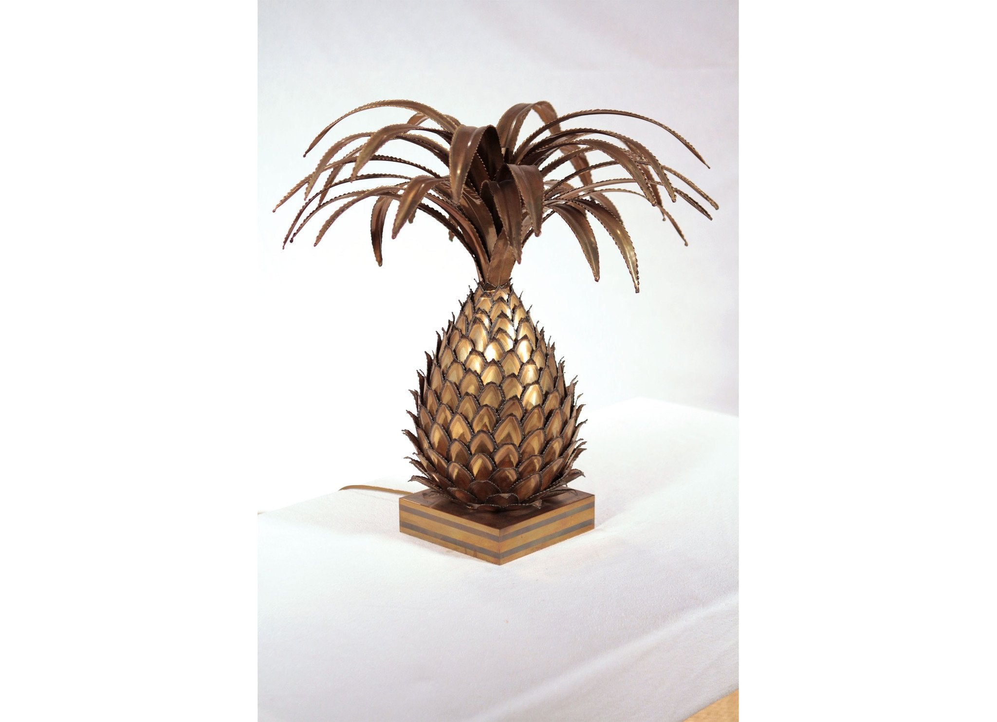 Lampe ananas Maison Jansen 1970